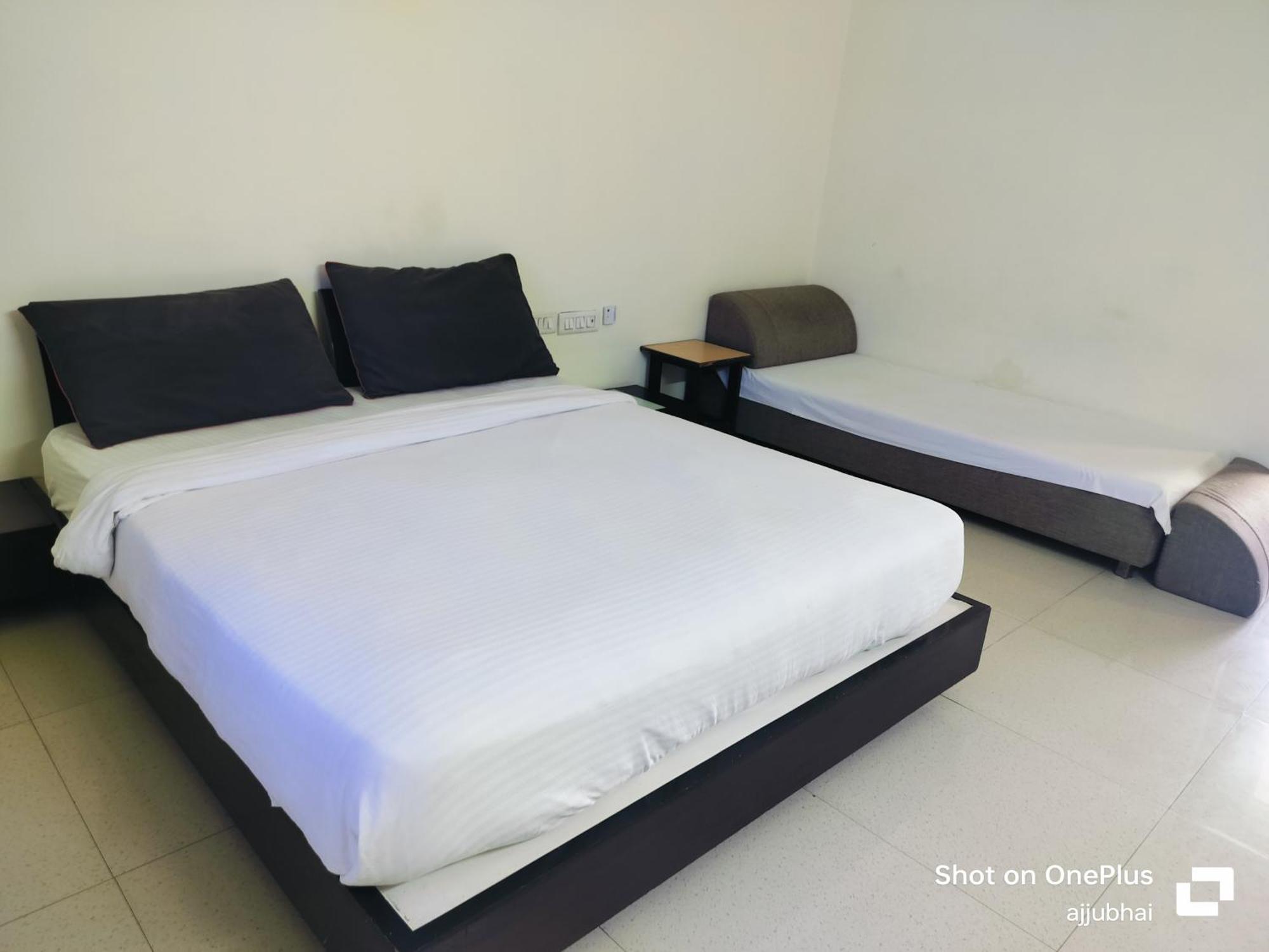Hotel Sun N Step Club Ahmedabad Luaran gambar