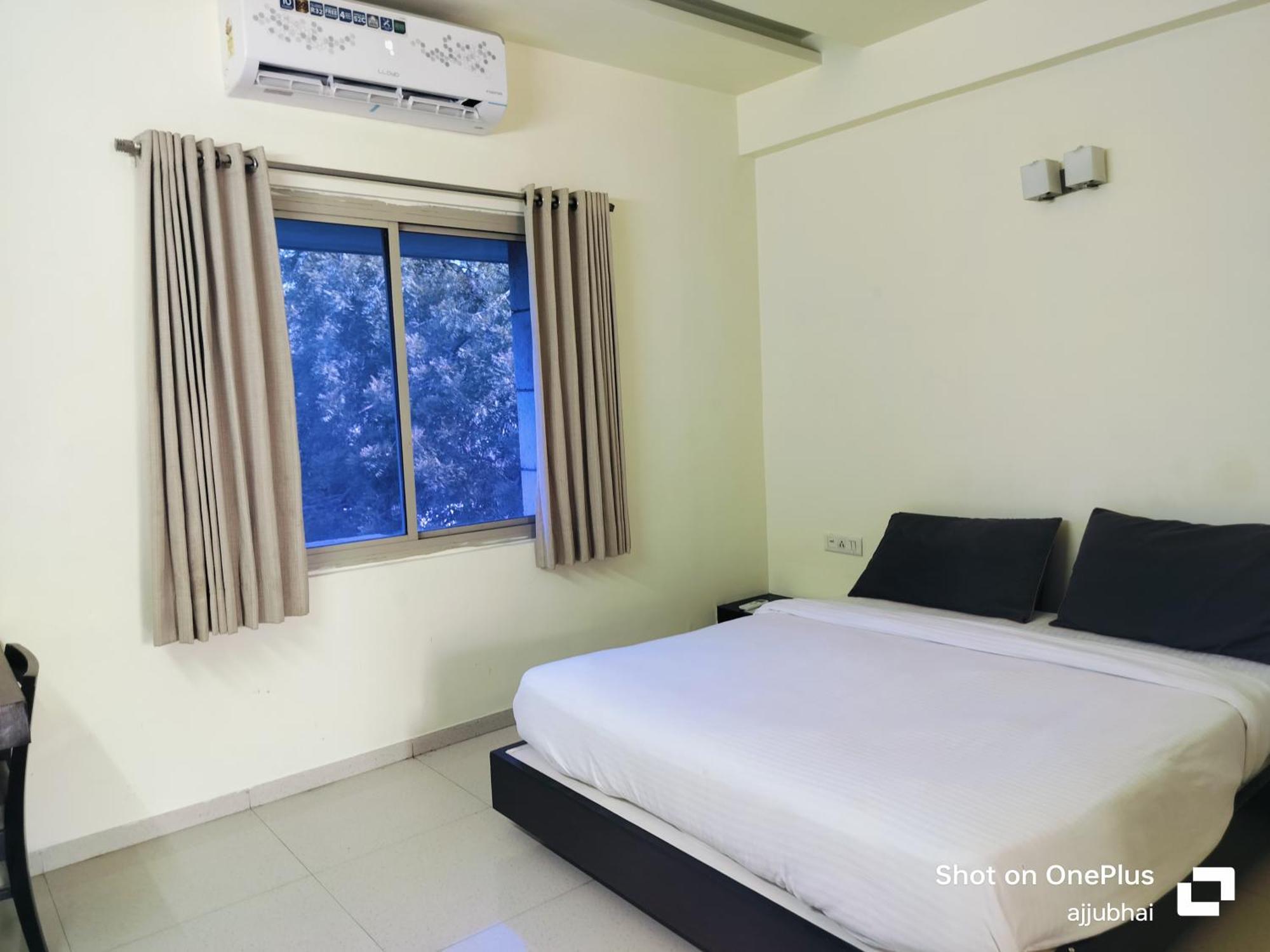 Hotel Sun N Step Club Ahmedabad Luaran gambar